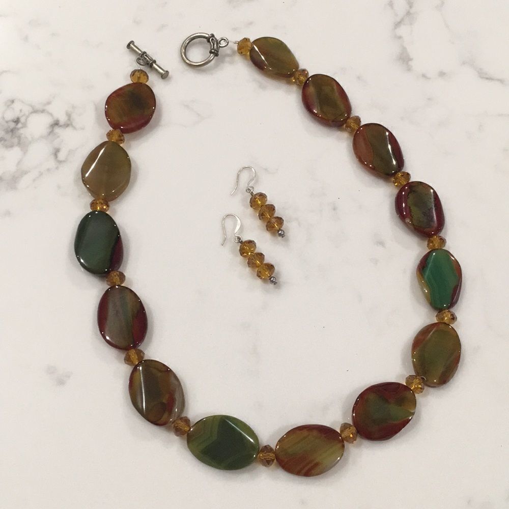 Amber and Green Stone Necklace Set - Make Offer